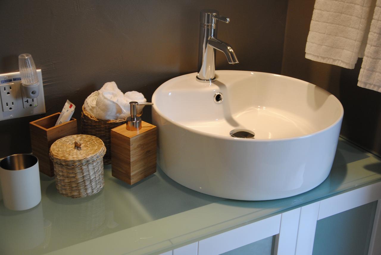 Bed and breakfast Off Broadway 2*