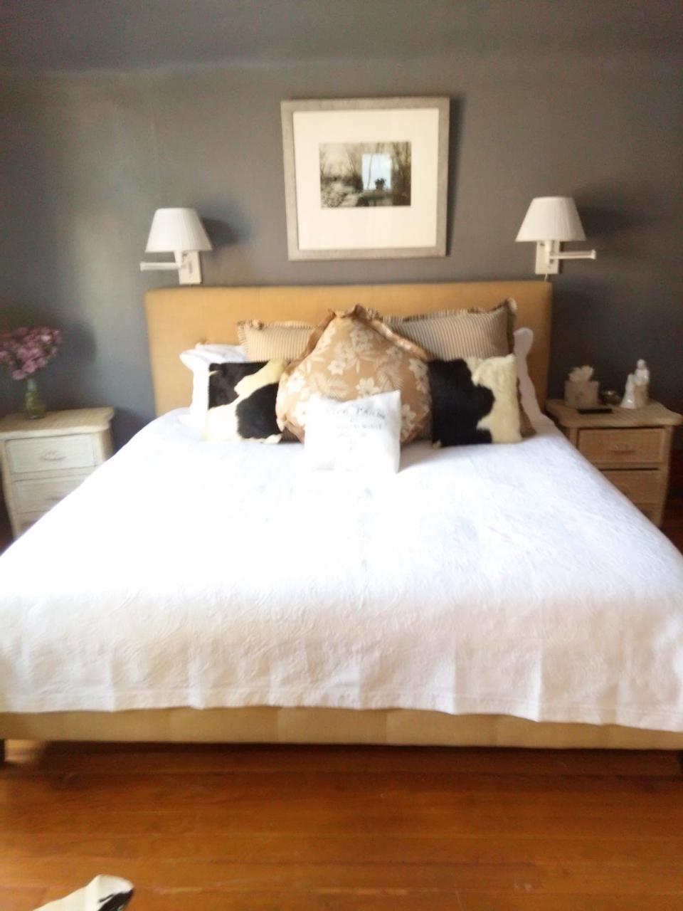 Bed and breakfast Off Broadway 2*